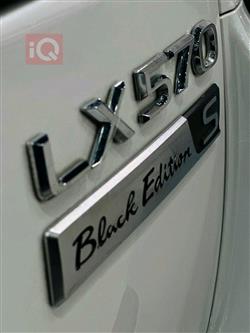لێکزس LX
